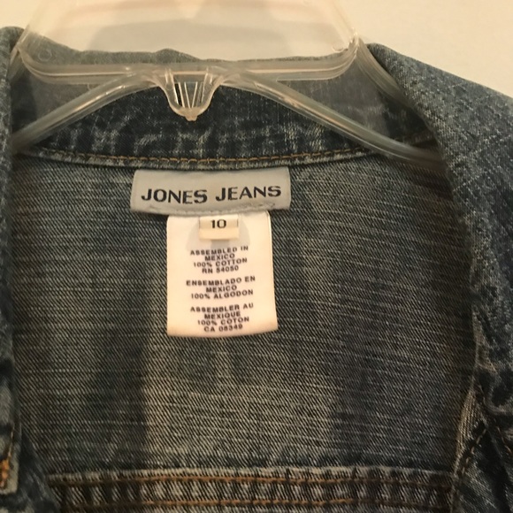 Jones New York Jean Jacket - Picture 2 of 5